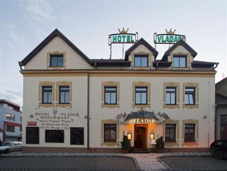 River Star Hotel Prague Extérieur photo